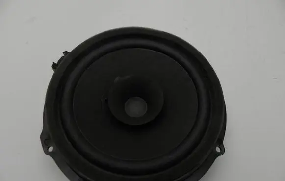 Ford Fiesta Front door high frequency speaker AA6T18808CA