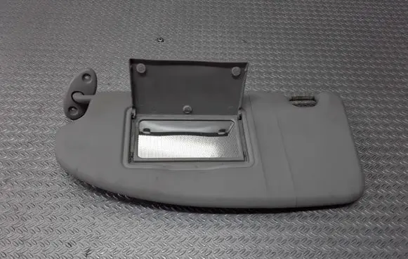 Ford Focus Sun visor