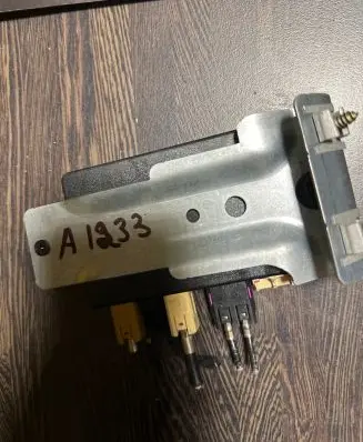 Volkswagen Touareg I Antenna control unit 7L6035530B