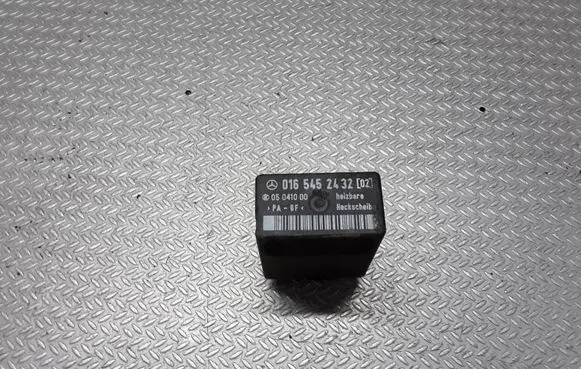 Mercedes-Benz Vito Viano W638 Other relay 0165452432