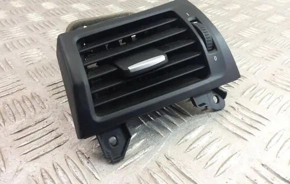 BMW X3 F25 Dashboard side air vent grill/cover trim 9217441