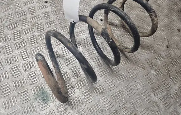 Seat Alhambra (Mk1) Front coil spring