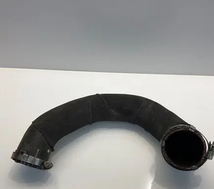 Intercooler hose/pipe