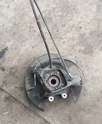 BMW X5 E53 Rear wheel hub spindle/knuckle 