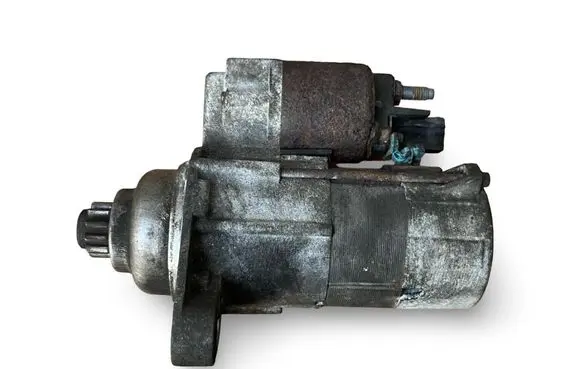 Volkswagen Touran I Starter motor TS18E1 02Z911024J