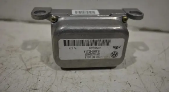 Volkswagen Touran I ESP acceleration yaw rate sensor 1K0907655B