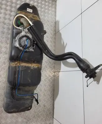 Volkswagen Amarok Fuel tank 