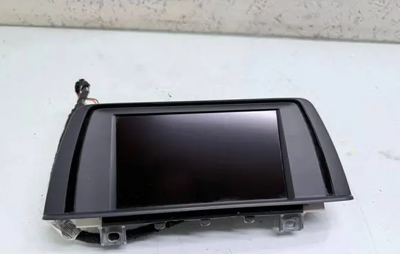 BMW 1 F20 F21 Screen/display/small screen 9270391 927039104 9321936