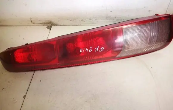 Nissan X-Trail T30 Rear/tail lights