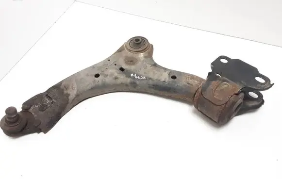 Volvo XC70 Front lower control arm/wishbone 7G9N3A052