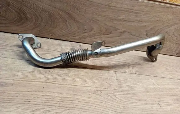 Volkswagen PASSAT B6 EGR valve line/pipe/hose 03L131521