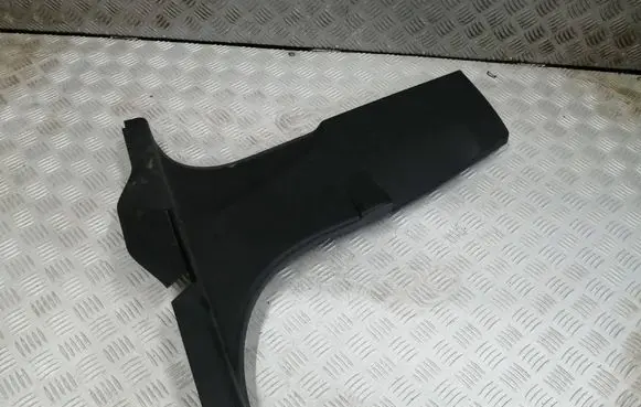 (B) pillar trim (bottom)