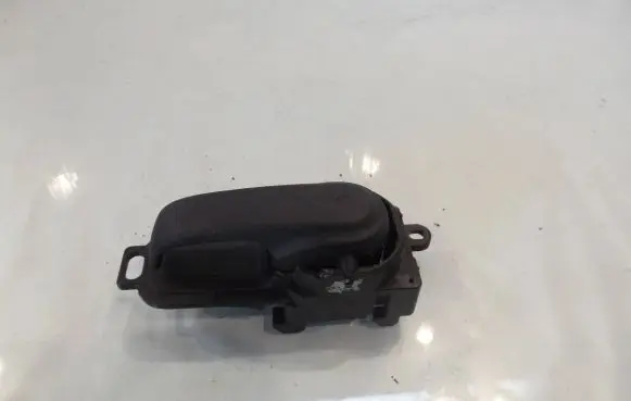 Nissan Micra Front door interior handle 
