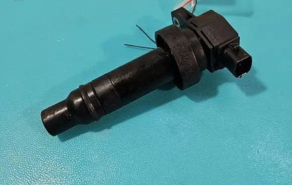 Hyundai Elantra High voltage ignition coil 27301-2B010 IMPRK1451177