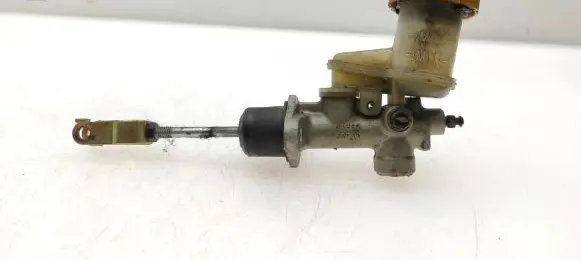 Subaru Legacy Clutch master cylinder