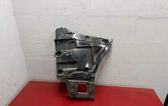 BMW X3 G01 Bumper support mounting bracket corner 7400668 51127400668