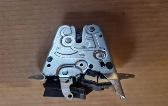 Mercedes-Benz GLB x247 Tailgate/trunk/boot lock/catch/latch A0997400600