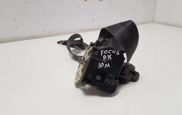 Ford Focus Front seatbelt