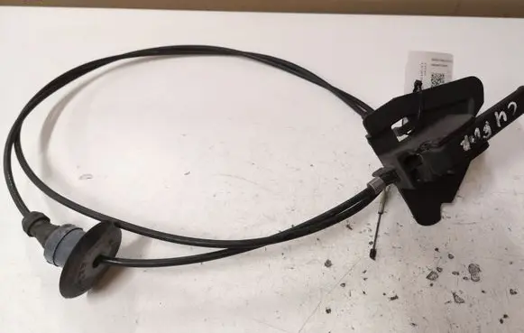 Engine bonnet (hood) release handle