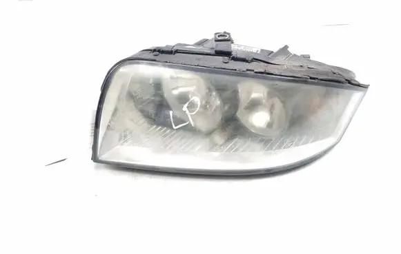 Audi A2 Headlight/headlamp 8Z0941003
