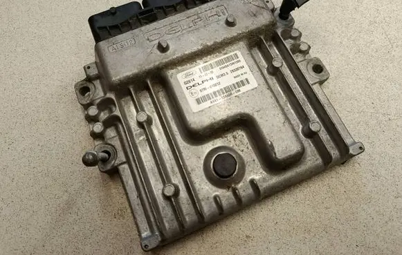 Ford Kuga I Engine control unit/module AV4112A650DM 0764SA13361393 97RI010012