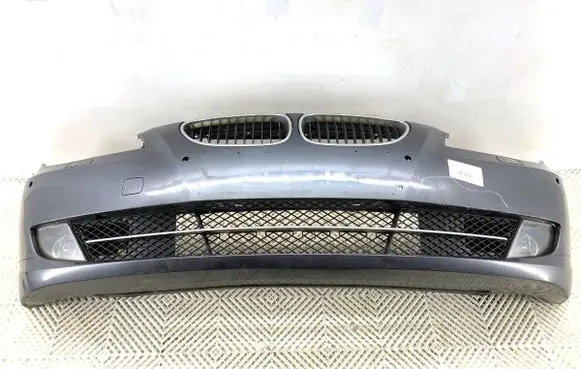 BMW 5 E60 E61 Front bumper A68