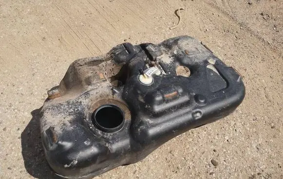 Nissan Qashqai Fuel tank 17205JD01 17205JD01A