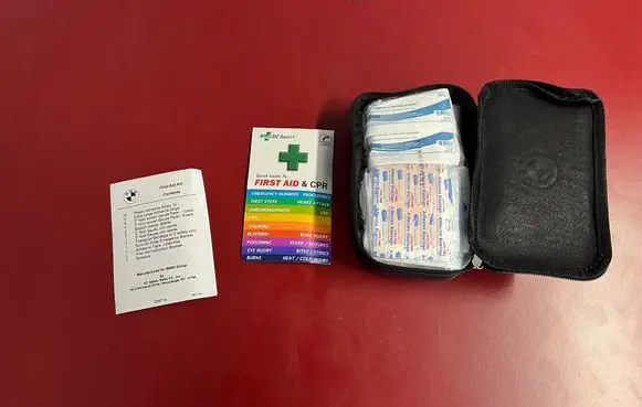 BMW X3 G01 First aid kit 
