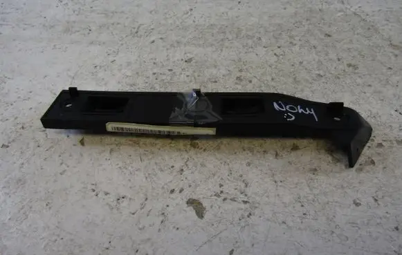 Volkswagen Golf IV Front bumper mounting bracket 1J0807184A