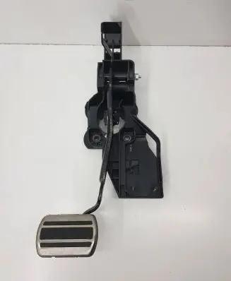 Peugeot 508 II Brake pedal 9807994580 84PA8B0582806