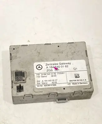 Mercedes-Benz R W251 Gateway control module A1645400162 A1644420027 A1645403362