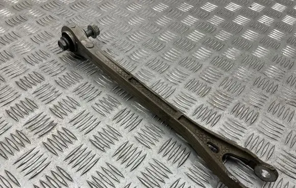Dodge Charger Rear control arm 68210633AA
