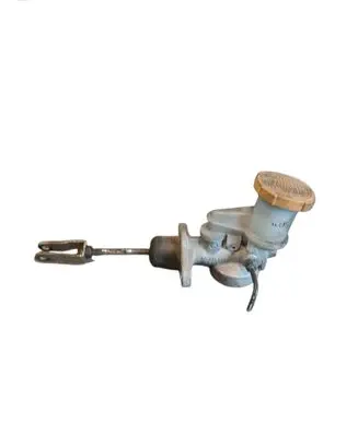 Subaru Legacy Clutch master cylinder 