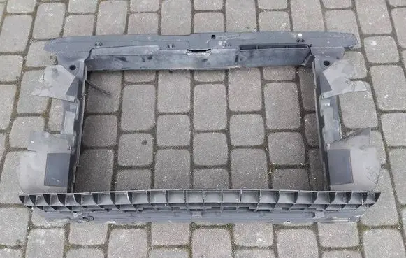 Skoda Yeti (5L) Radiator support slam panel 5L0121283