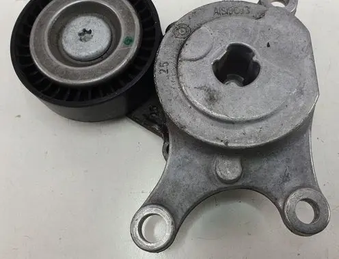 Mercedes-Benz B W246 W242 Generator/alternator belt tensioner A2702000370