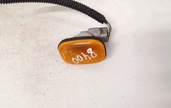 Lexus RX 300 Front fender indicator light
