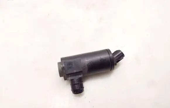 Toyota Hilux VIII Windscreen/windshield washer pump 853300K021