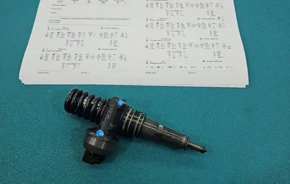 Audi A3 S3 8P Fuel injector 0414720215 IMPRK1599194