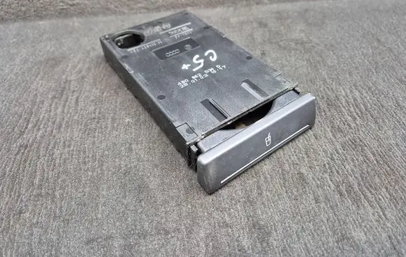 Audi A6 S6 C5 4B Cup holder 4B0862534D