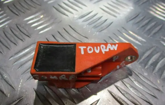 Volkswagen Touran I Airbag deployment crash/impact sensor 1T0909606