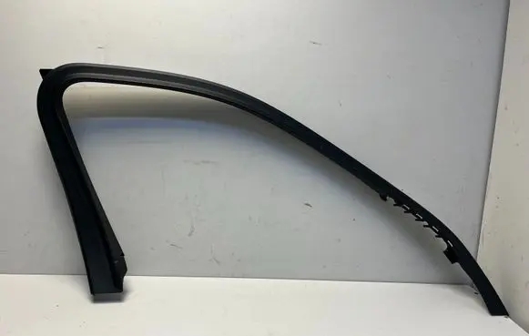 BMW X6 G06 Front door glass trim molding 7455699