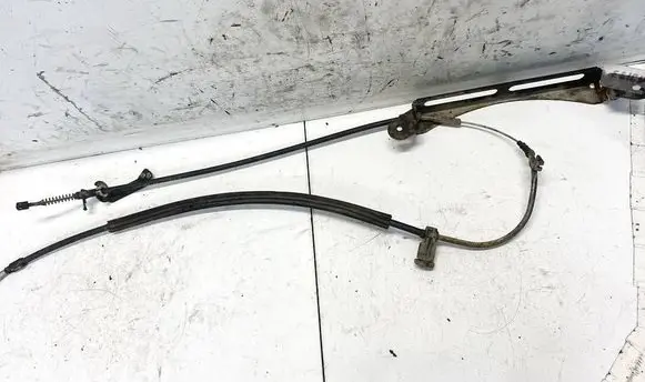 Handbrake/parking brake wiring cable