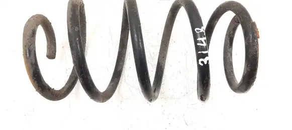 Volkswagen Golf VI Front coil spring