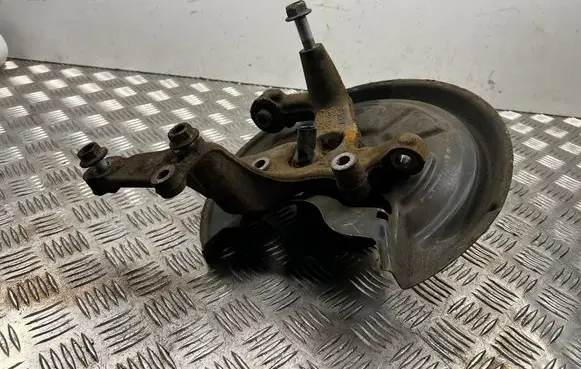 Skoda Octavia Mk2 (1Z) Rear wheel hub 1K0435AE