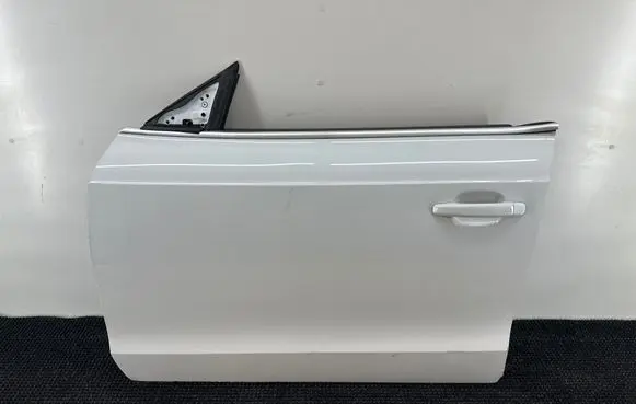 Audi A5 Sportback 8TA Front door 
