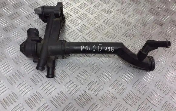 Volkswagen Polo IV 9N3 Thermostat housing 