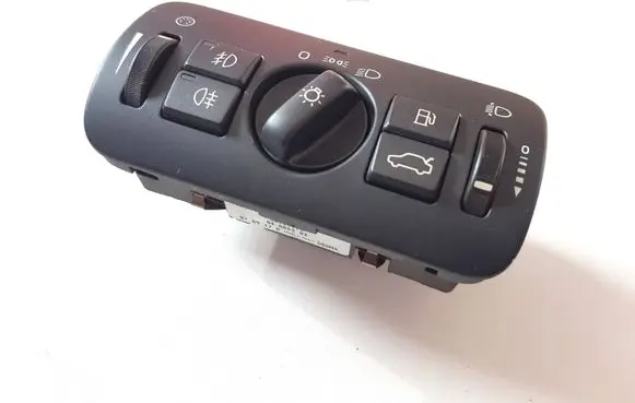 Volvo V70 Light switch 30739415 04066302