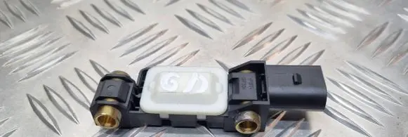 Audi A6 S6 C5 4B Airbag deployment crash/impact sensor 8E0959643E