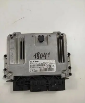 Citroen C3 Picasso Engine control unit/module 9677013180 0281017333