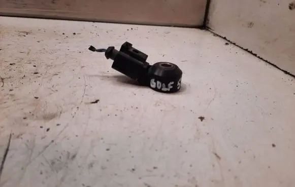 Volkswagen Golf V Detonation knock sensor 030905377C